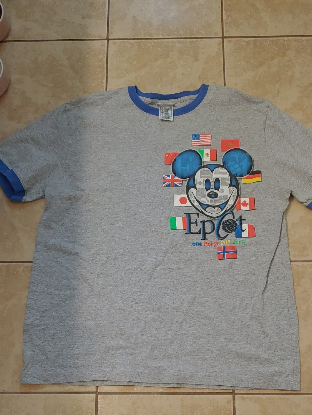 Vintage Disney Epcot Shirt Mickey Mouse One World Gray Ringer Tee Size L